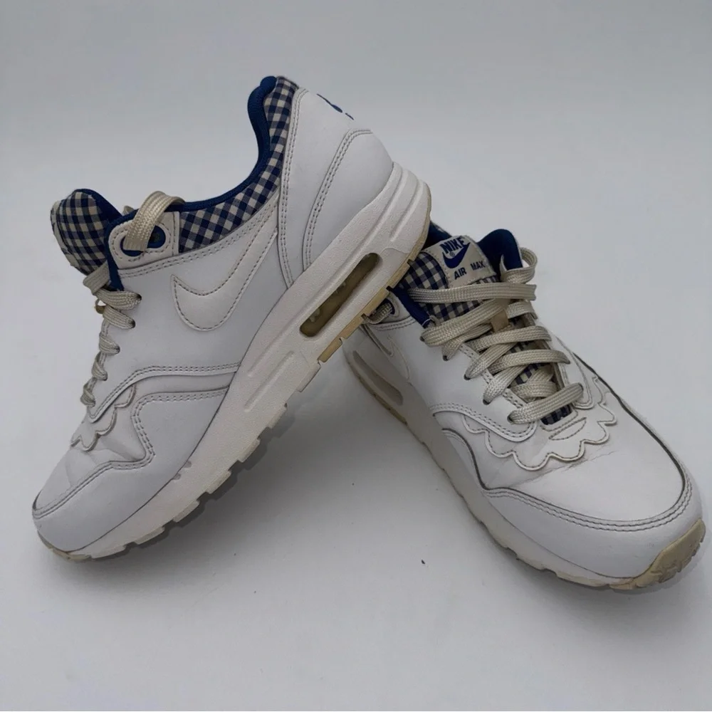NIKE AIR MAX 1 QS AV6238 100 Size 7Y